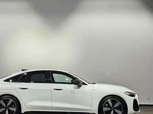 Audi A5 e-Hybrid S Line Automată 367 HP Hibrid (B/E) — miniatura 4