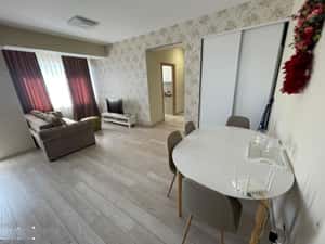 Chirie 2 Camere Et.2/5 Bloc Nou Marriott - Palatul Parlamentului — miniatura 2