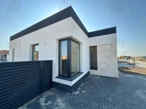 Locuința ideală pentru familie 430 mp teren în cartier rezidențial! — miniatura 1