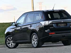 Mitsubishi Outlander Mitsubishi Outlander Plug in Hybrid automat, navi, trapa, xenon — miniatura 4