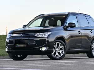 Mitsubishi Outlander Mitsubishi Outlander Plug in Hybrid automat, navi, trapa, xenon — miniatura 9