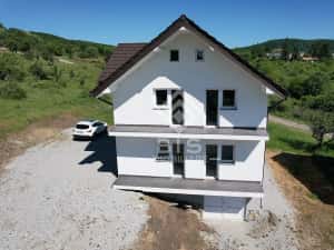 Vilă S+P+M de Vânzare | Bistrița, Zona DN17C (lângă Pico Verde) — miniatura 4