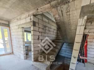 Vilă S+P+M de Vânzare | Bistrița, Zona DN17C (lângă Pico Verde) — miniatura 6
