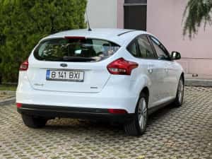 Ford focus benzina km 129000 — miniatura 9