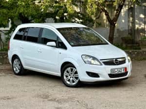 Opel Zafira / Bi-Xenon / 7 Locuri / Euro 5