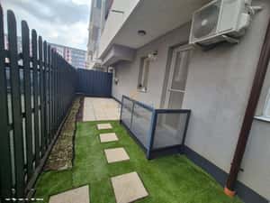 Apartament 2 camere de vanzare, mobilat utilat, gradina, acces metrou — miniatura 1