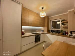 Apartament cu 2 camere - Zona Tractorul, str. Nicolae Labiș — miniatura 1