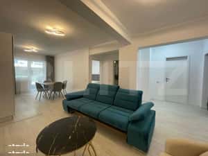 Apartament nou, 2 camere, 55 mp, balcon generos, parcare, zona Terra — miniatura 1