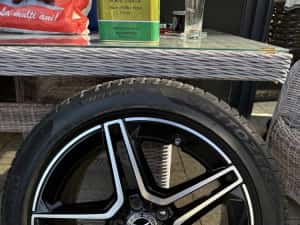 Set jante originale mercedes R18 doua marimi + anvelope iarna pirelli — miniatura 4