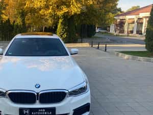 2019 BMW Seria 5 xDrive 530e Hibrid, M Pachet — miniatura 2
