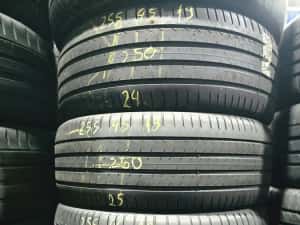 4x 255/45/19 VARA PIRELLI 2023-2024 Stare excelentă — miniatura 1