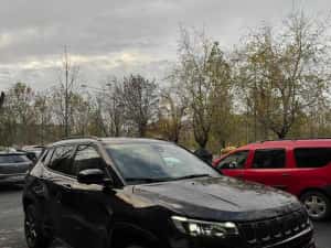 Jeep Compass 1.5 MHEV 130 C P AT – Black Edition – 19.000 km – 2024 – Preț negociabil — miniatura 3