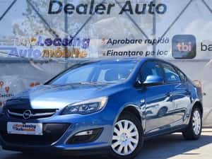 Opel Astra Berlină 2017, 74.000 km, 7.990 € — miniatura 2