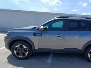 Dacia Bigster - SUV, 5700 km, 140 cp, Benzină, 23900 EUR — miniatura 5