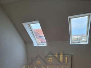 2 Camere, DECOMANDAT,  Mansarda - ZONA GIROCULUI — miniatura 3