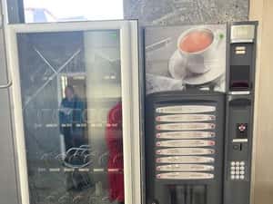 Automat vending cafea si produse — miniatura 3