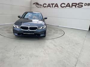 BMW 320D SPORTLINE — miniatura 2