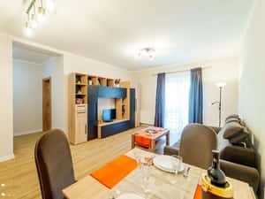 Apartament 2 camere  Central de inchiriat — miniatura 3