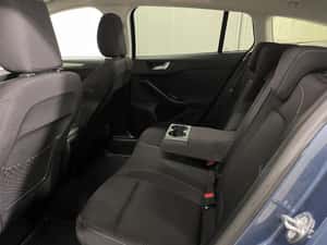 Ford Focus Manuală 125 HP Benzină — miniatura 3