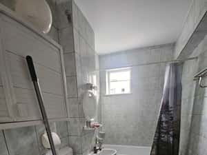 Ocazie! Apartament 3 camere, 86 mp utili, 3 camere, balcoan, centru! — miniatura 6