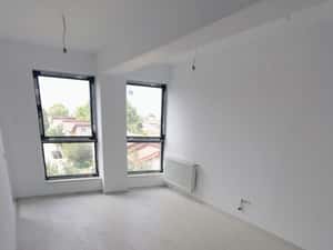 Tomis Plus apartament 2 camere bucatarie separata la cheie etaj 3 — miniatura 6