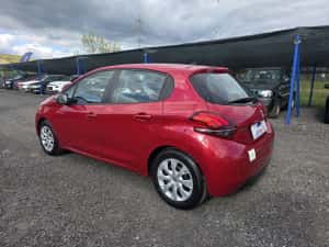 Peugeout 208 1.2 benzina+gaz 2018 — miniatura 3