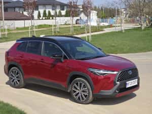 Toyota Corolla Cross Hybrid 2.0 FWD echipare Exclusive