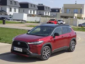 Toyota Corolla Cross Hybrid 2.0 FWD echipare Exclusive — miniatura 4