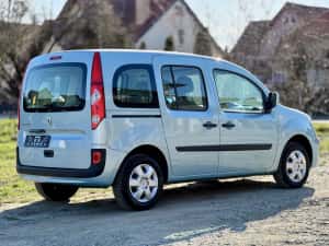 Renault Kangoo Privilege - 1.5dci 5 locuri / Klima - stare f buna — miniatura 3