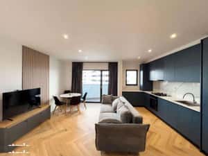 Inchiriez apartament — miniatura 2