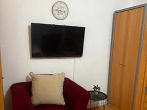 Proprietar inchiriez apartament cu o camera — miniatura 5