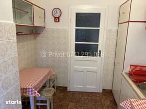Apartament cu 2 camere, decomandat, zona Polivalenta — miniatura 6
