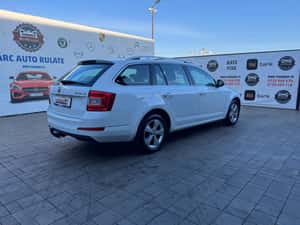 Skoda Octavia Berlină - 150 CP - 2015 — miniatura 5