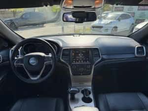 Jeep Grand Cherokee 4x4 250 CP. Fara daune in istoric — miniatura 5