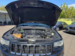 Jeep Grand Cherokee 4x4 250 CP. Fara daune in istoric — miniatura 8