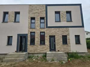 Vand duplex  in Sinmartin , SC110, P+E, ter 270 , gaz , constr 2024, izolatie de 10. — miniatura 2