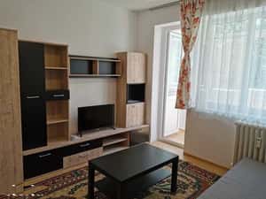 Garsoniera Trapezului, metrou 1 Decembrie