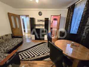 Apartament 3 camere etaj intermediar mobilat balcon zona Tiglari Sibiu — miniatura 2