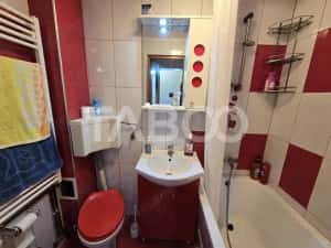 Apartament 3 camere etaj intermediar mobilat balcon zona Tiglari Sibiu — miniatura 7
