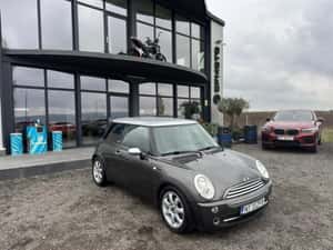 MINI COOPER // 1.6i // CLIMA