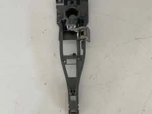 Suport maner antimoniu usa stanga fata VOLVO XC90 2003-2014 31253175 — miniatura 3