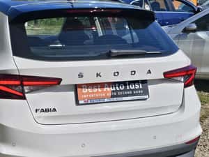 Skoda Fabia 2024 - 99.000 km - 11.900 EUR — miniatura 3