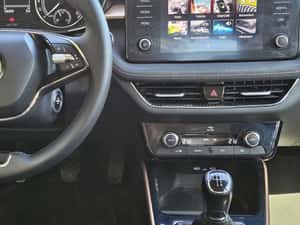 Skoda Fabia 2024 - 99.000 km - 11.900 EUR — miniatura 7