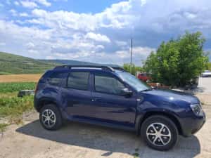 Duster 4x4 1.6 benzina — miniatura 4