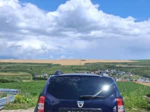 Duster 4x4 1.6 benzina — miniatura 6