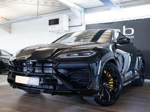 Lamborghini Urus 799 cp Hibrid 4460 km