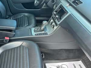 Volkswagen Passat 2.0 TDI HighLine — miniatura 6