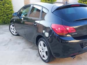 OPEL ASTRA J -1.4 TURBO ‼️Benzina +GPL( Gaz)‼️ Klima -An 2012‼️ — miniatura 4