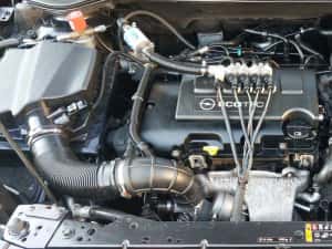 OPEL ASTRA J -1.4 TURBO ‼️Benzina +GPL( Gaz)‼️ Klima -An 2012‼️ — miniatura 5