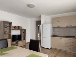 ap 2 camere calea cisnadiei  cu parcare si balcon